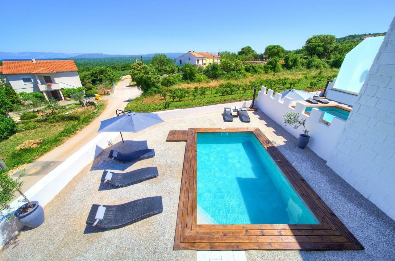 Pax Houses Vrh  Kültér fotó