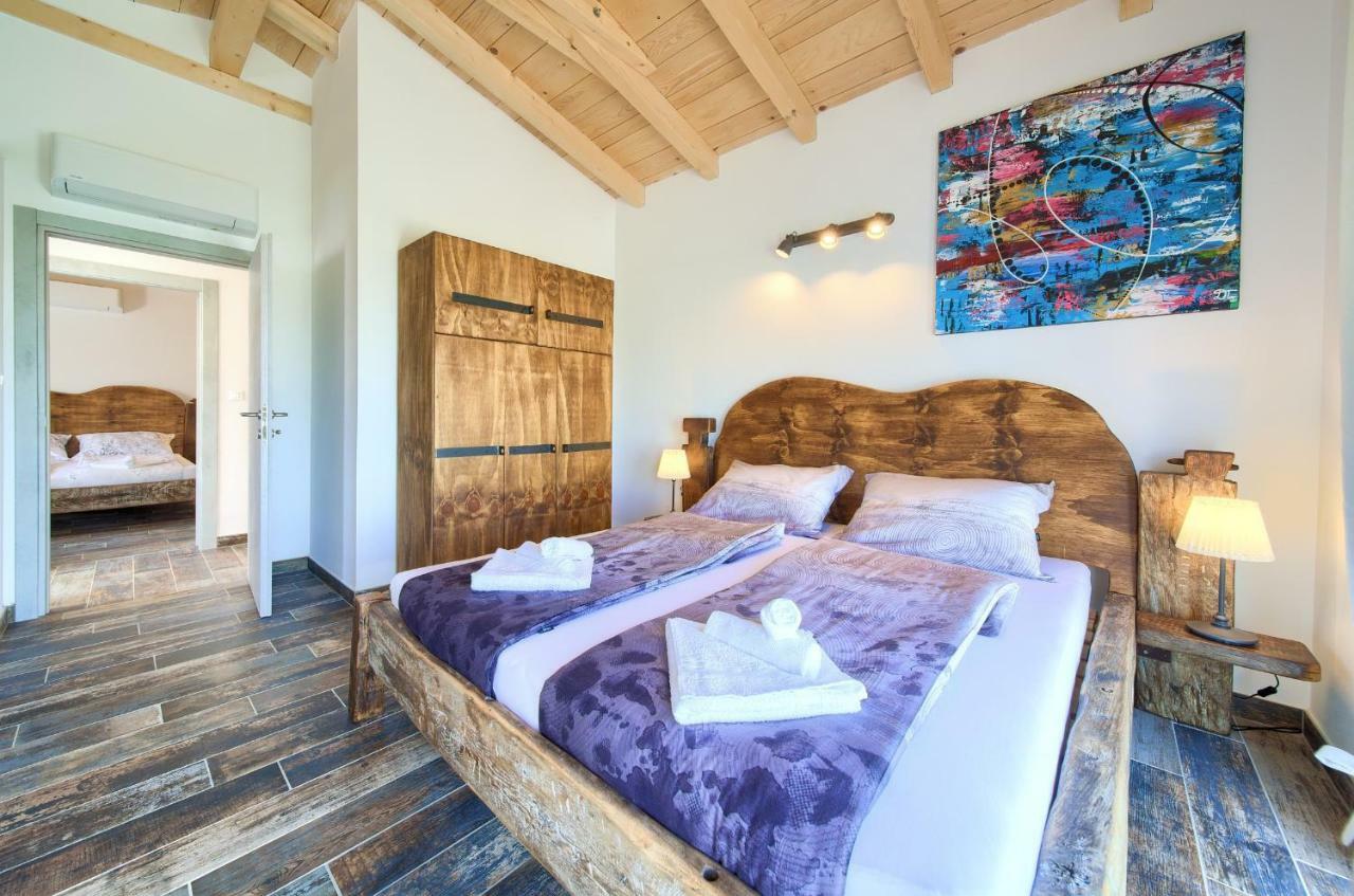 Pax Houses Vrh  Kültér fotó